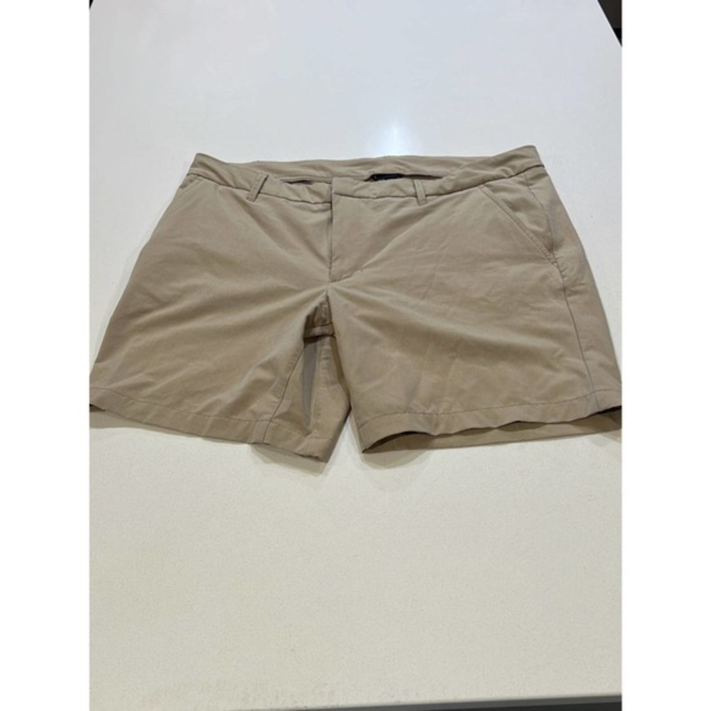 All in Motion Hybrid Short - Mens‎ 40